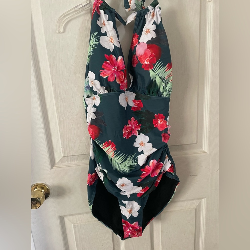 Bathing suit halter top